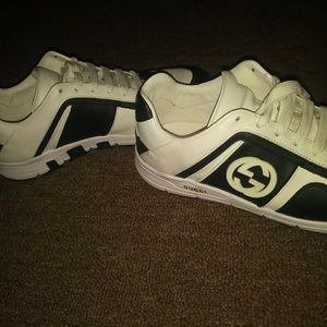 Gucci shoes size 6